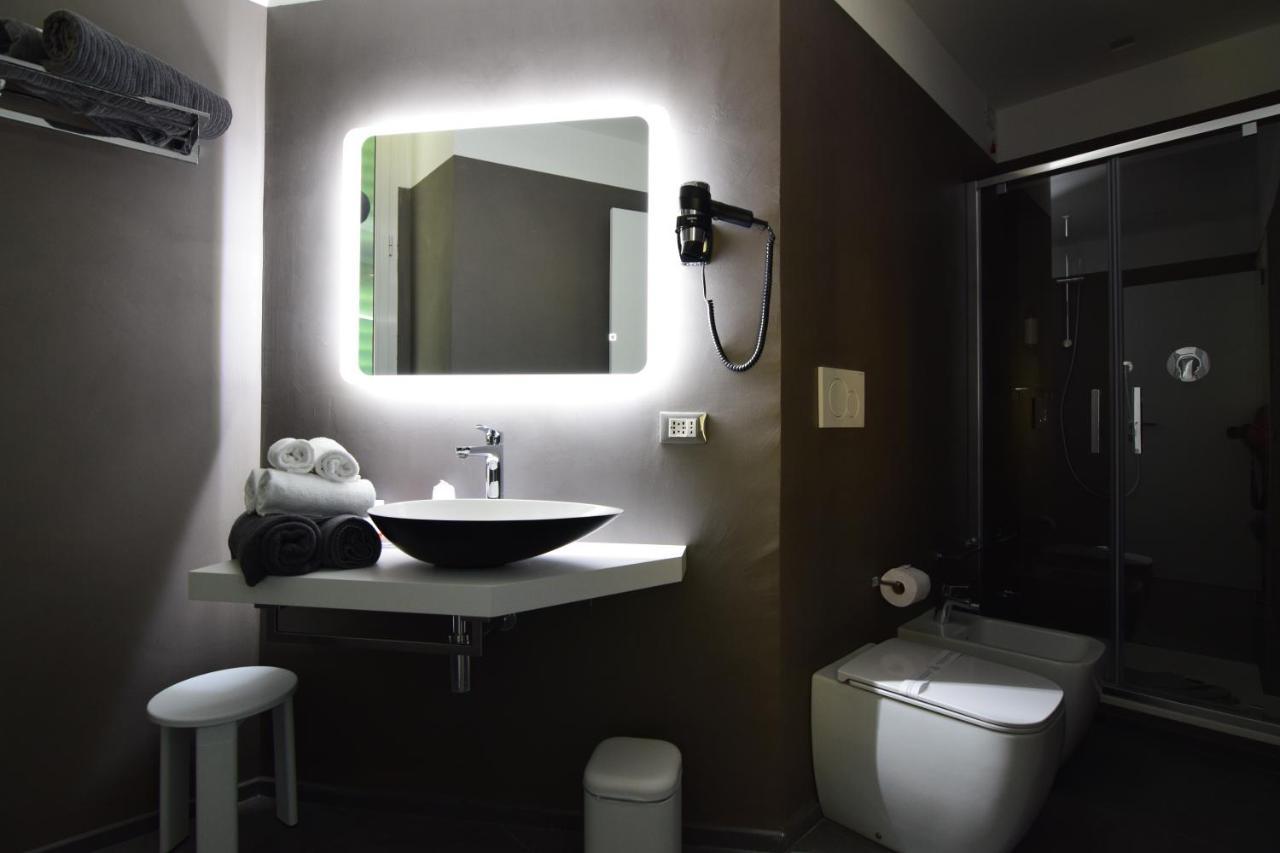Fiume Hotel Genoa