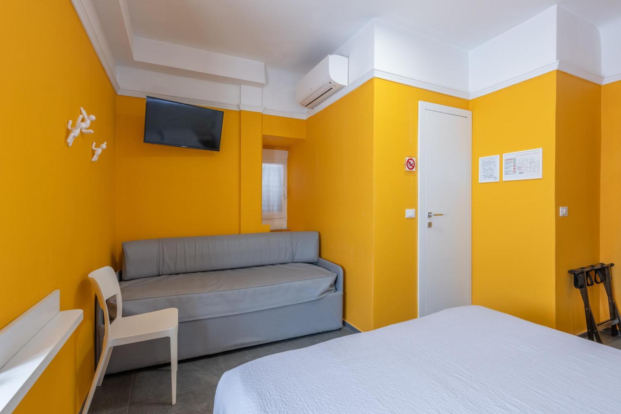 Fiume Hotel Genoa