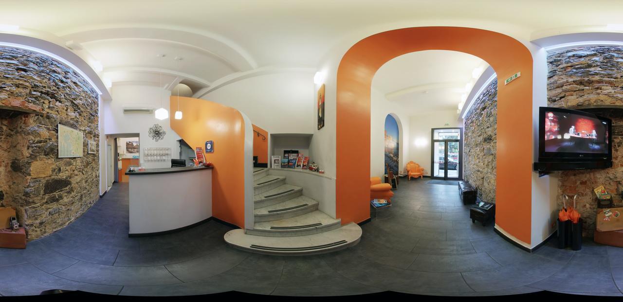 Hotel Fiume Genua
